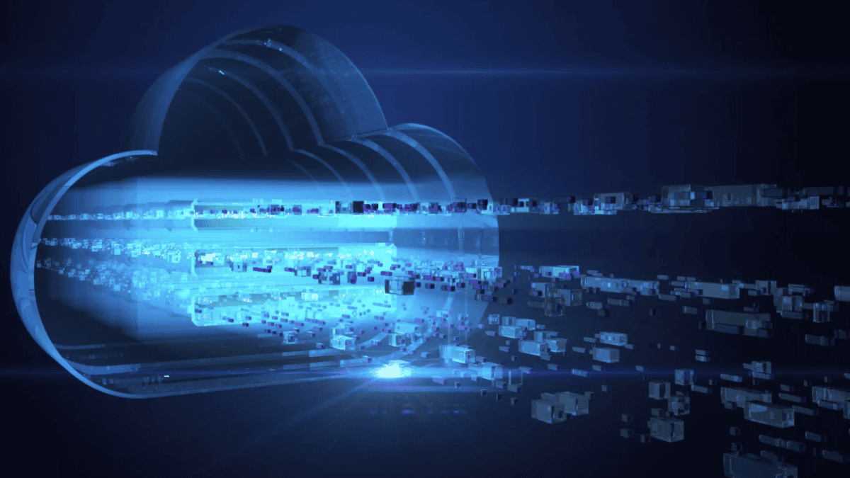 cloud bursting strategy in hybrid clouds